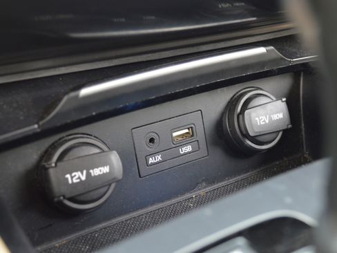 Used 2015 Hyundai Genesis 3.8 w/ Option Group 03 image 24