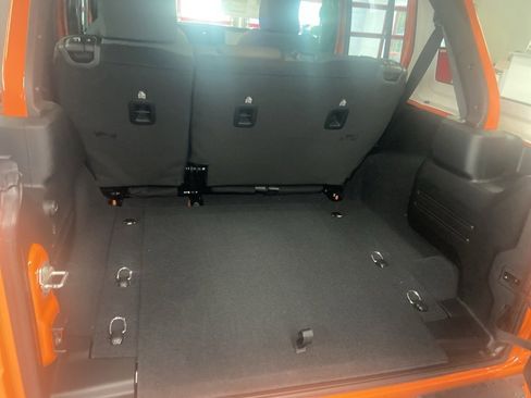 New 2025 Jeep Wrangler Sport S image 20