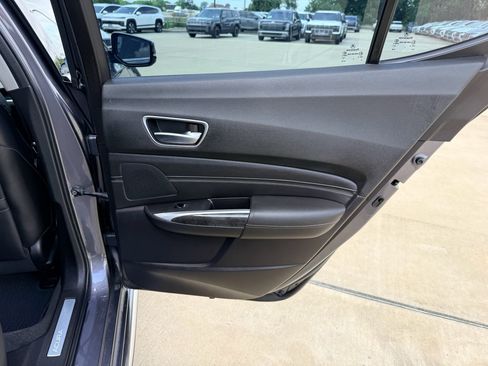 Used 2018 Acura TLX V6 w/ Advance Package FWD image 25