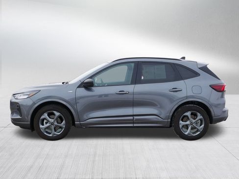 Used 2023 Ford Escape ST-Line image 4