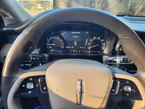 Certified 2022 Lincoln Corsair AWD w/ Premium Package image 37