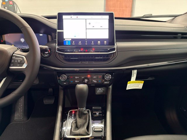 New 2026 Jeep Compass Limited w/ Sun, Sound & Navigation Group AWD/4WD image 34
