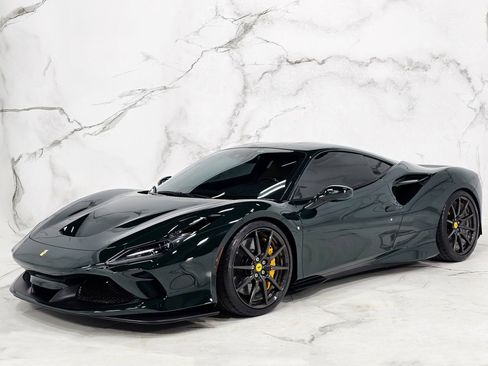 Used 2022 Ferrari F8 Tributo image 12