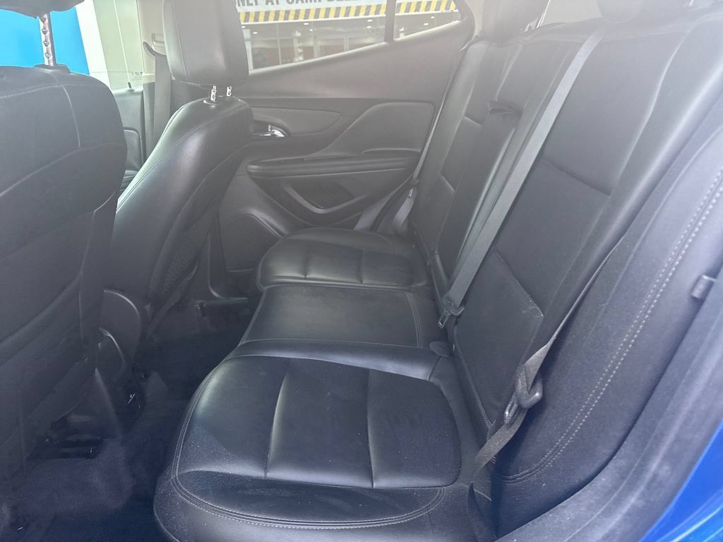 Used 2017 Buick Encore Essence FWD image 28