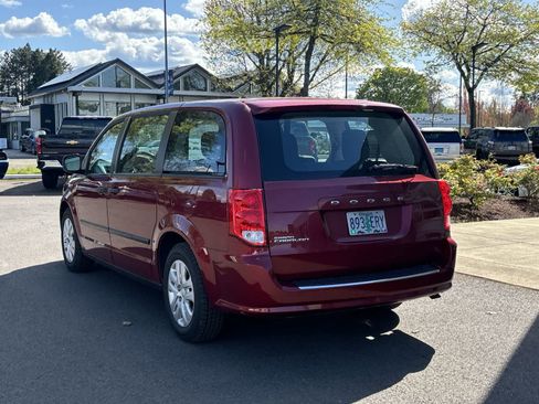 Used 2014 Dodge Grand Caravan American Value Package image 3