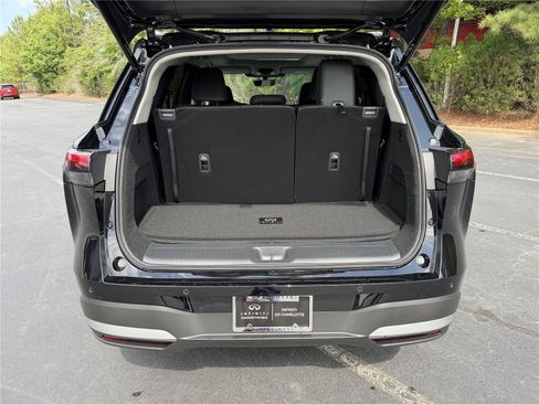 New 2027 INFINITI QX60 Luxe FWD image 29