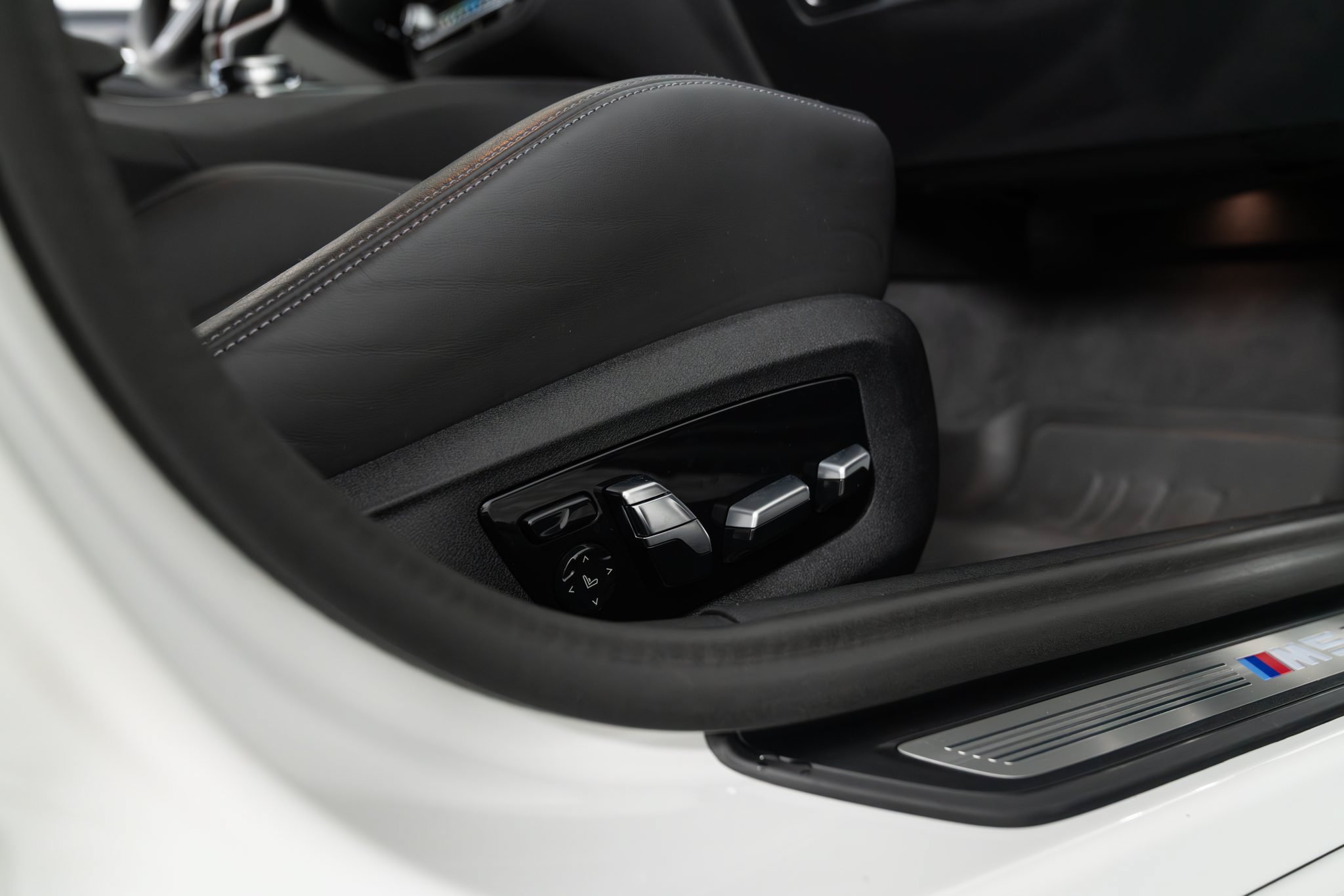 Used 2023 BMW M5 w/ Competition Package AWD/4WD image 13