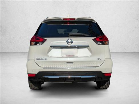 Used 2020 Nissan Rogue SL w/ Premium Package image 6