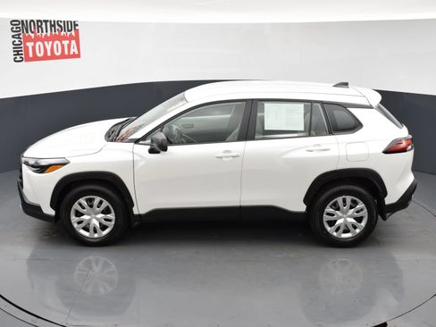Used 2026 Toyota Corolla Cross L FWD image 17