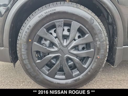 Used 2016 Nissan Rogue S w/ S Family Package FWD image 16