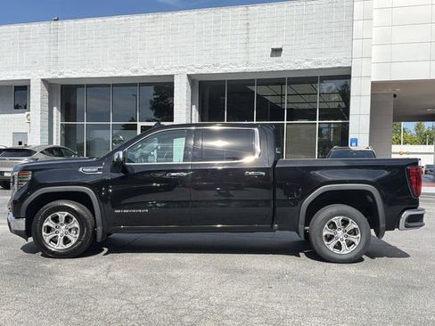 Used 2025 GMC Sierra 1500 SLT RWD image 2