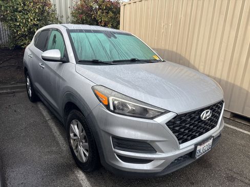 Used 2020 Hyundai Tucson SE w/ Cargo Package image 6