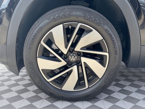 Used 2024 Volkswagen Atlas SE FWD image 13