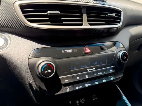 Used 2019 Hyundai Tucson Sport FWD image 53
