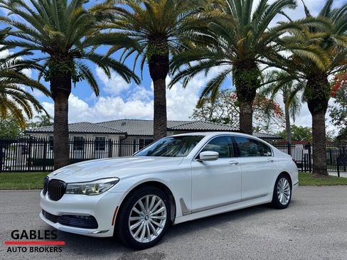 Used 2016 BMW 740i RWD image 6