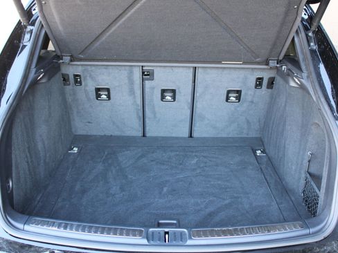 Certified 2023 Porsche Macan S image 24