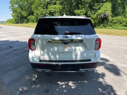 Used 2020 Ford Explorer XLT w/ Equipment Group 202A RWD image 7
