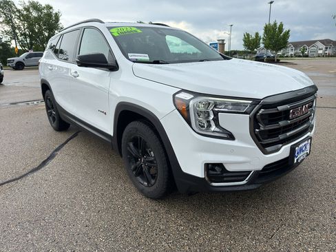 Used 2023 GMC Terrain AT4 w/ Tech Package AWD/4WD image 6
