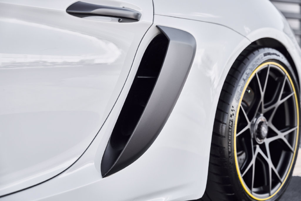 Used 2025 Porsche 718 Boxster Spyder RS RWD image 14