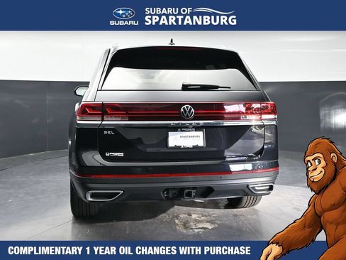 Used 2025 Volkswagen Atlas SEL AWD/4WD image 9