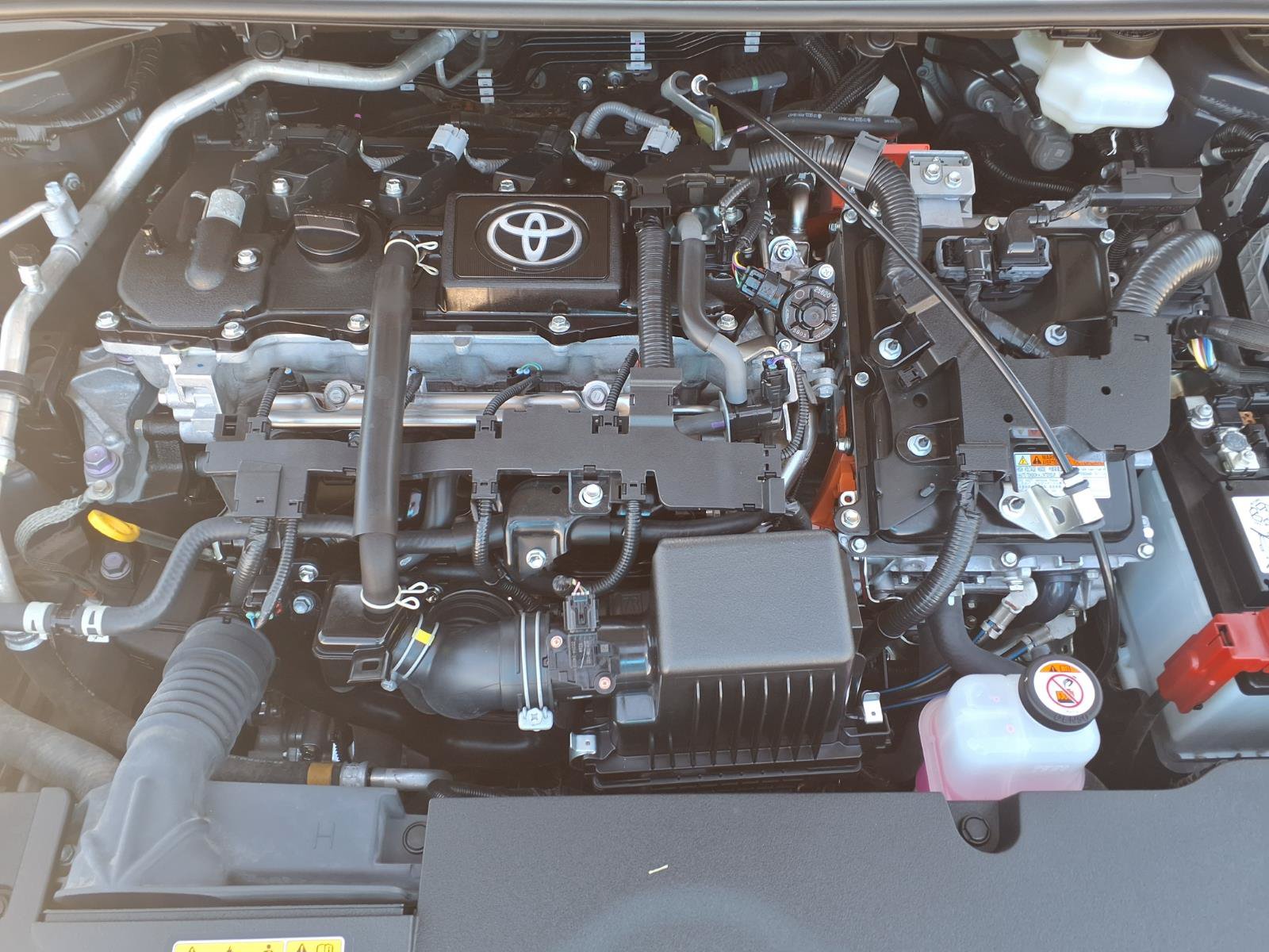 Used 2025 Toyota Corolla LE FWD image 28