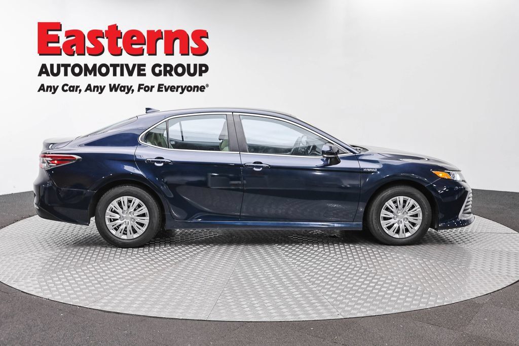Used 2021 Toyota Camry LE FWD image 6