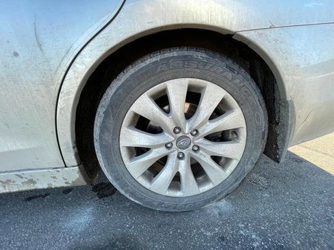 Used 2016 Subaru Legacy 2.5i Premium image 14