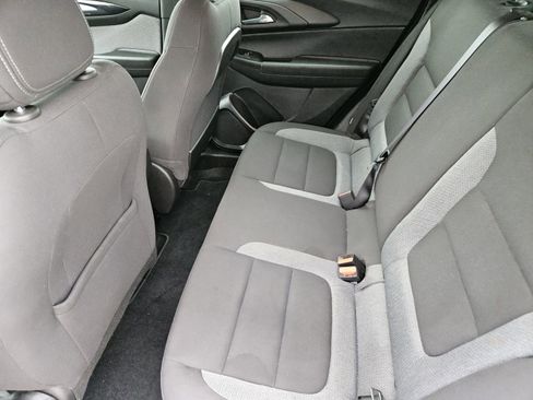 Used 2024 Chevrolet TrailBlazer LS w/ LS Confidence Package FWD image 29