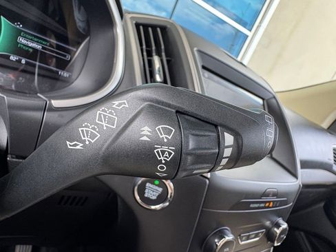 Used 2019 Ford Edge SEL w/ Equipment Group 201A AWD/4WD image 12