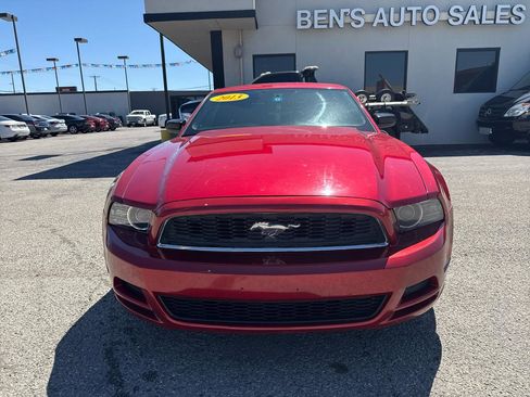 Used 2013 Ford Mustang Coupe w/ V6 Performance Pkg RWD image 3