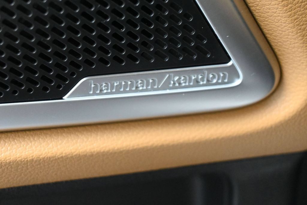 Used 2022 Kia Telluride SX FWD image 6