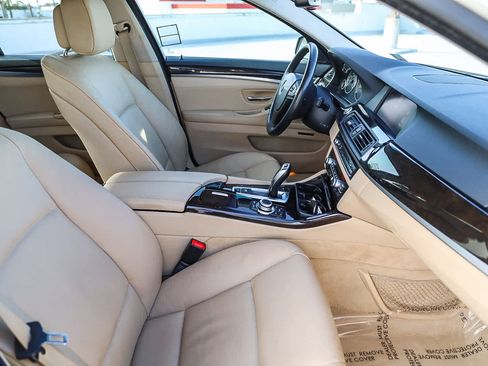 Used 2011 BMW 550i 550i image 15