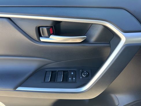 Used 2024 Toyota RAV4 XLE image 24