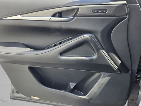 Used 2022 INFINITI QX60 Luxe w/ Cargo Package FWD image 13