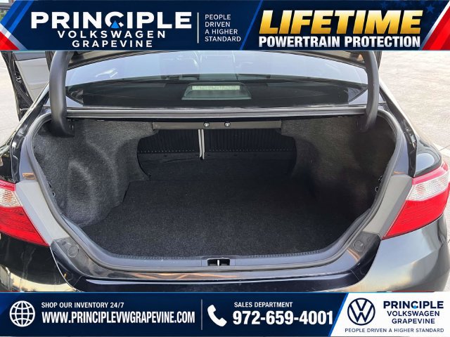 Used 2017 Toyota Camry SE FWD image 23