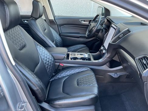 Used 2023 Ford Edge Titanium AWD/4WD image 19