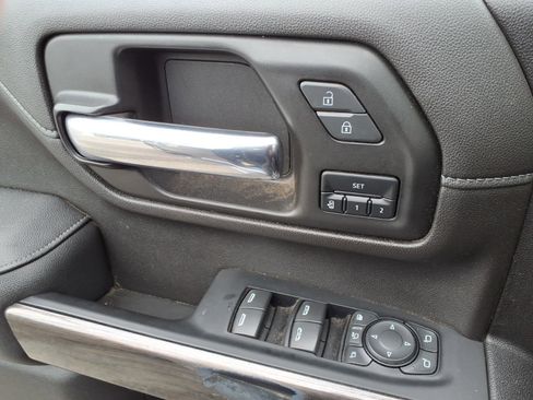 Used 2023 Chevrolet Silverado 2500 LTZ w/ Gooseneck/5TH Wheel Package image 4