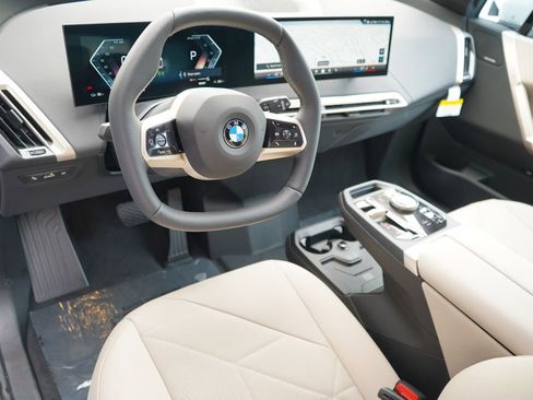 New 2026 BMW iX xDrive45 image 11