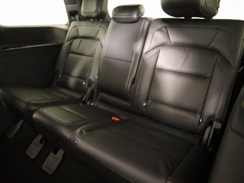 New 2025 Lincoln Navigator Reserve w/ Jet Appearance Package AWD/4WD image 13