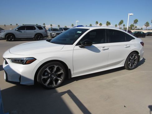 Certified 2025 Honda Civic Sport image 1