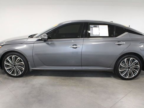 Used 2024 Nissan Altima 2.5 SL image 6