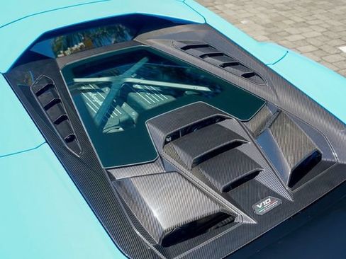 Used 2024 Lamborghini Huracan Tecnica RWD image 46