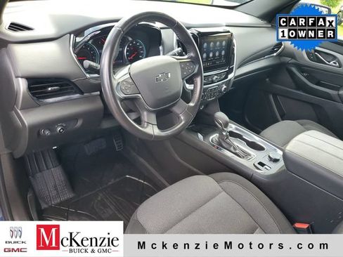 Used 2022 Chevrolet Traverse LT FWD image 6