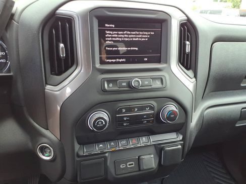 Used 2023 Chevrolet Silverado 1500 Custom AWD/4WD image 13