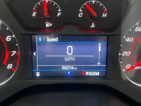 Used 2020 Chevrolet Camaro LT RWD image 17