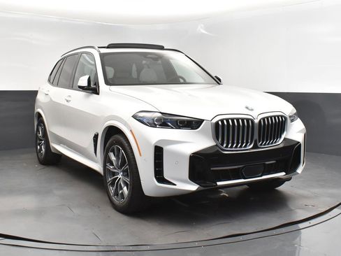 Certified 2026 BMW X5 xDrive50e image 8