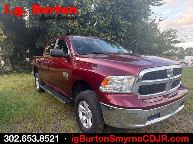 Used 2021 RAM 1500 Classic SLT AWD/4WD image 3