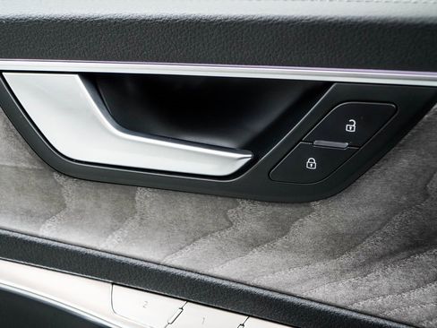 Used 2024 Audi A6 Premium Plus image 49