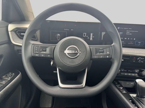 Used 2026 Nissan Kicks SV w/ Cold Weather Package AWD/4WD image 13
