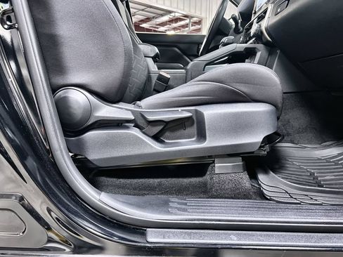 Used 2024 Toyota Tacoma SR5 RWD image 29